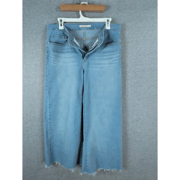 Levi’s 318 Shaping Wide Leg Jeans- Altered - Picture 6 of 15